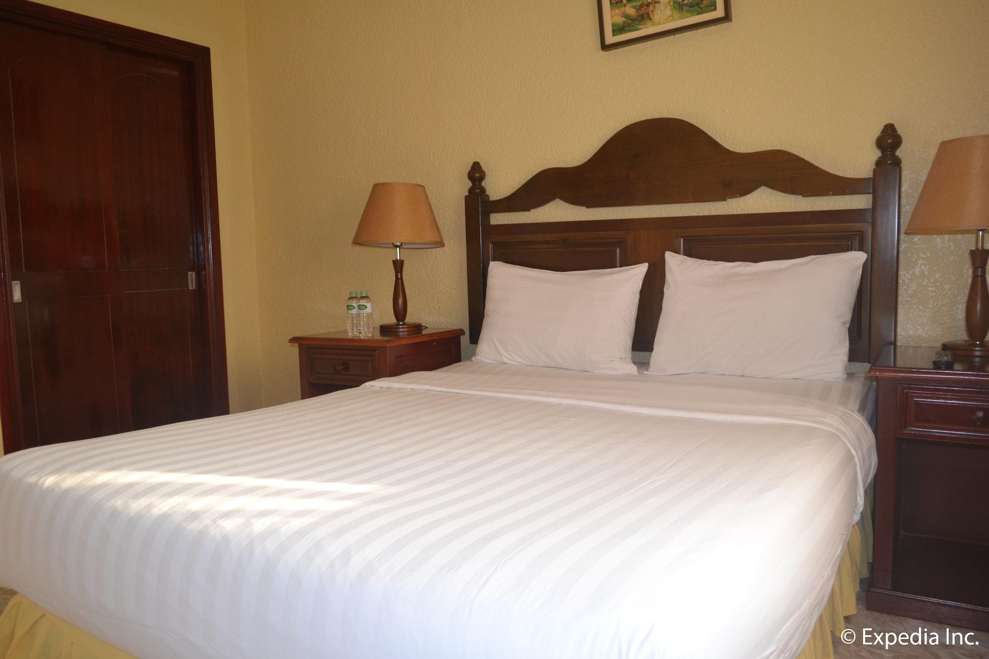Fontana Hotel And Villas - Fontana Hot Spring Leisure Parks Mabalacat Eksteriør billede