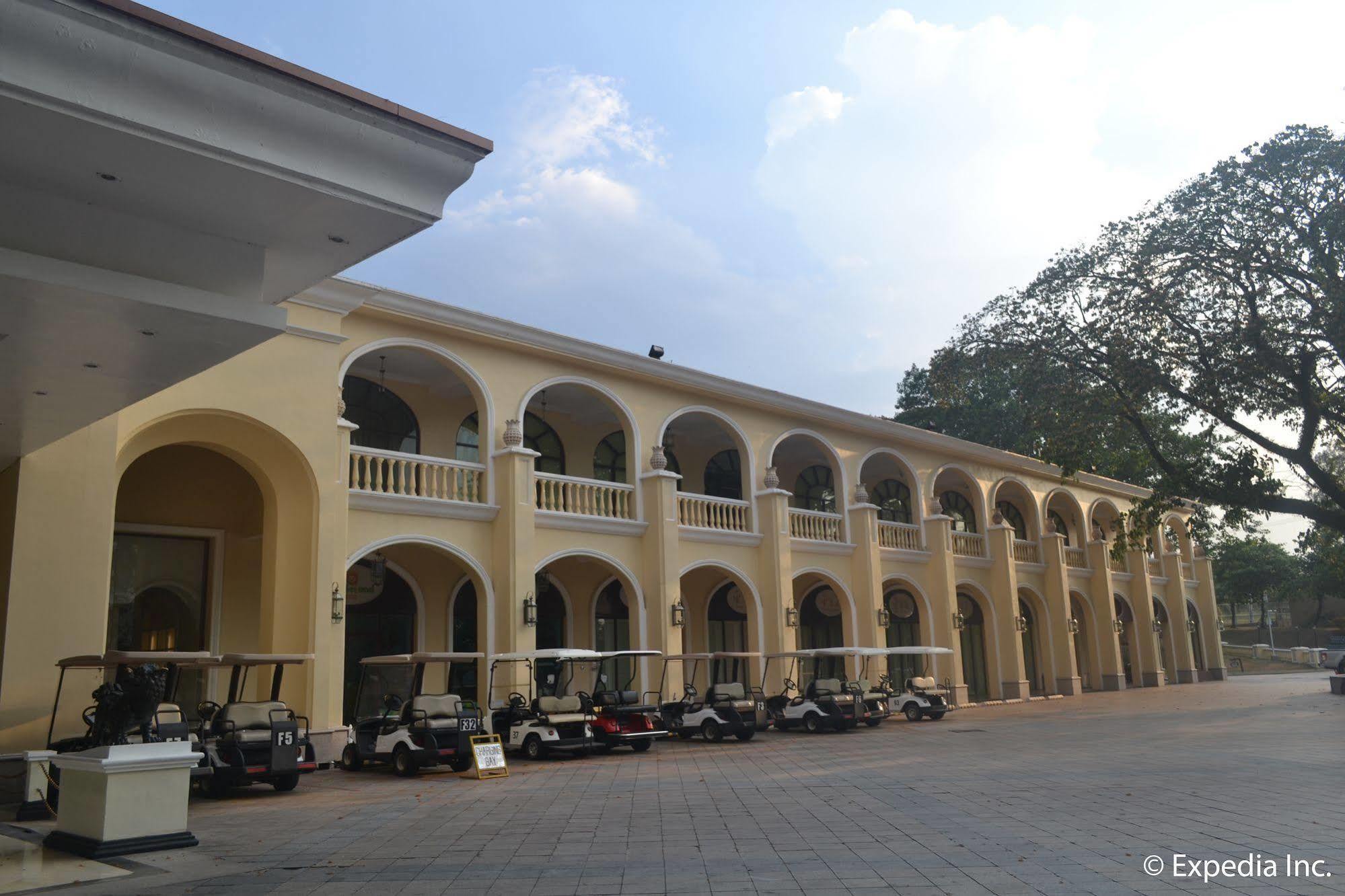 Fontana Hotel And Villas - Fontana Hot Spring Leisure Parks Mabalacat Eksteriør billede